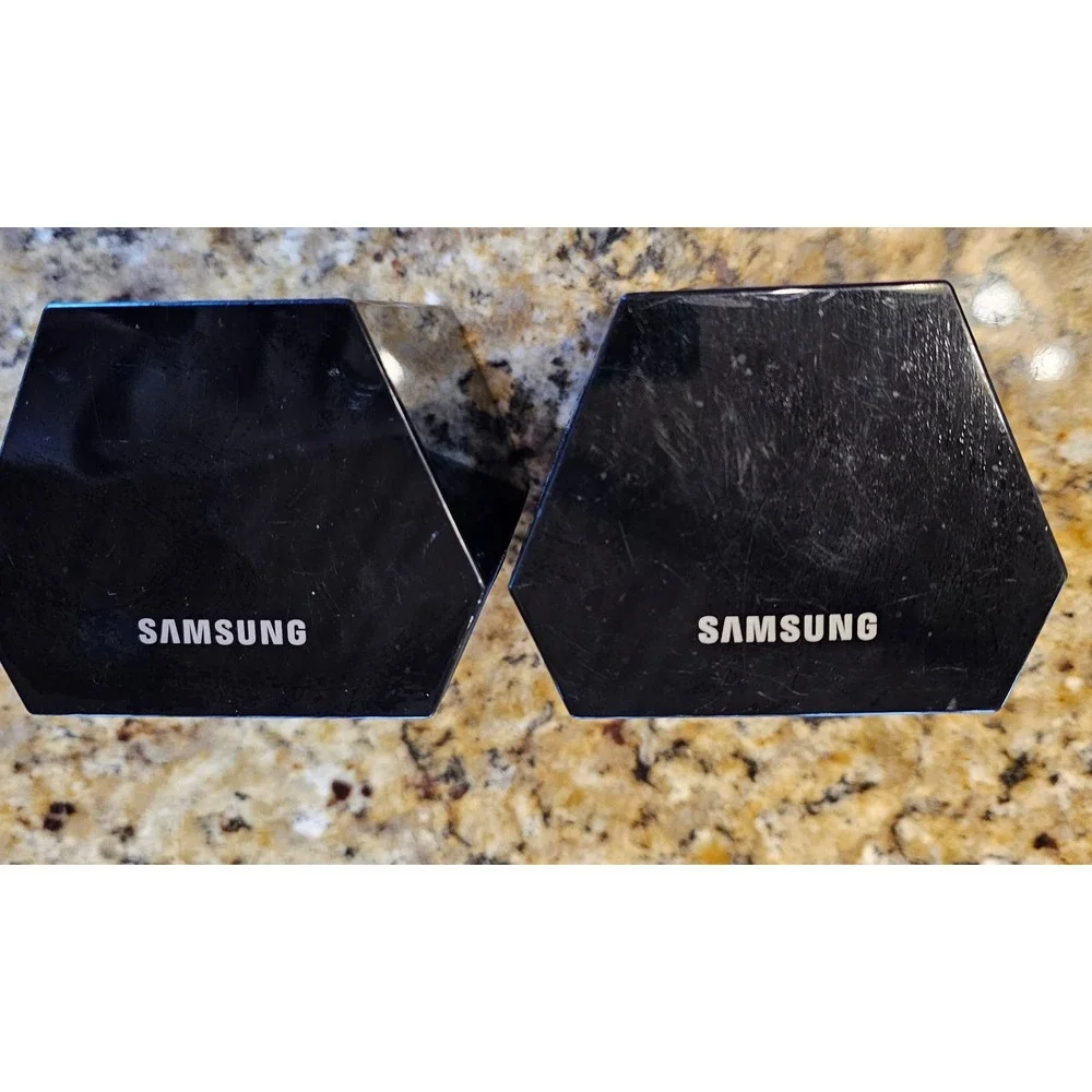 Samsung Surround Sound Speakers PS-FS1-1 (2) left and right small corner theatre